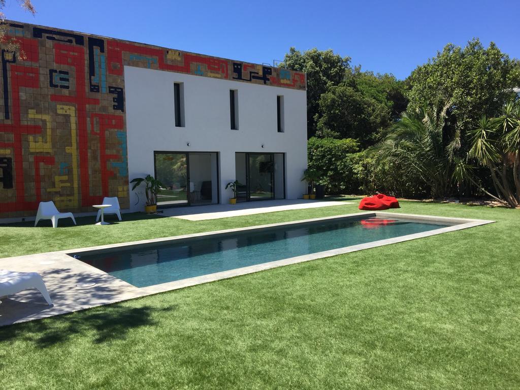 Le Cube Hotel Design A Hyeres Plage Avec Piscine Et Cuisine Dış mekan fotoğraf